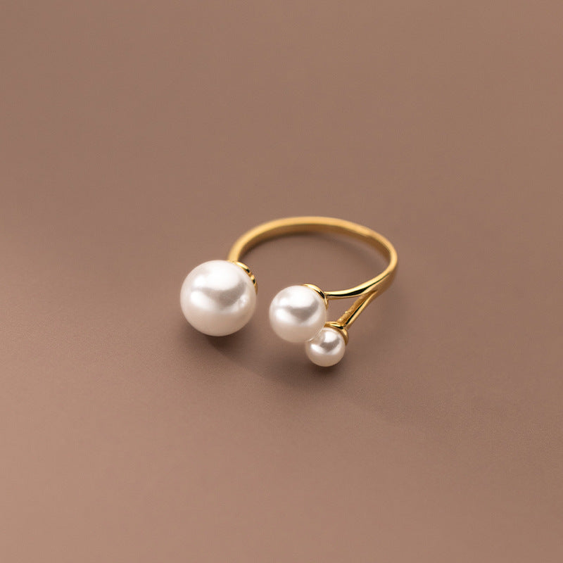 Elegant Triple Pearl Ring