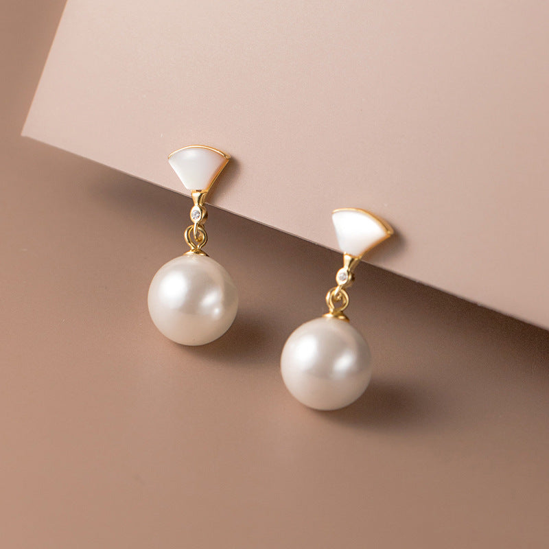 Chic Sterling Silver Pearl Earrings