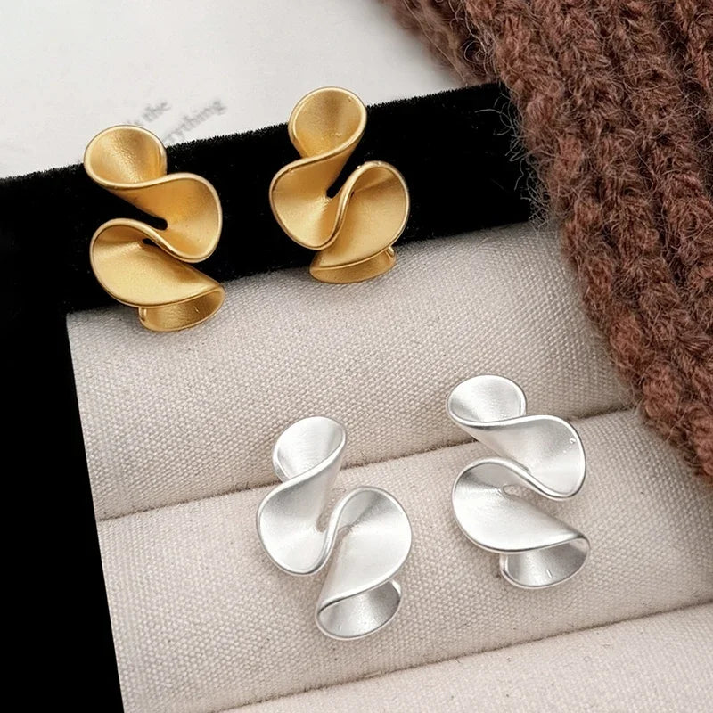 Two-Tone Flower Earrings