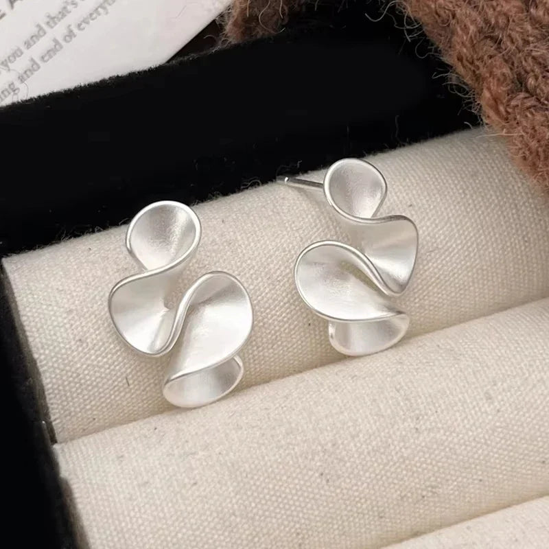 Two-Tone Flower Earrings
