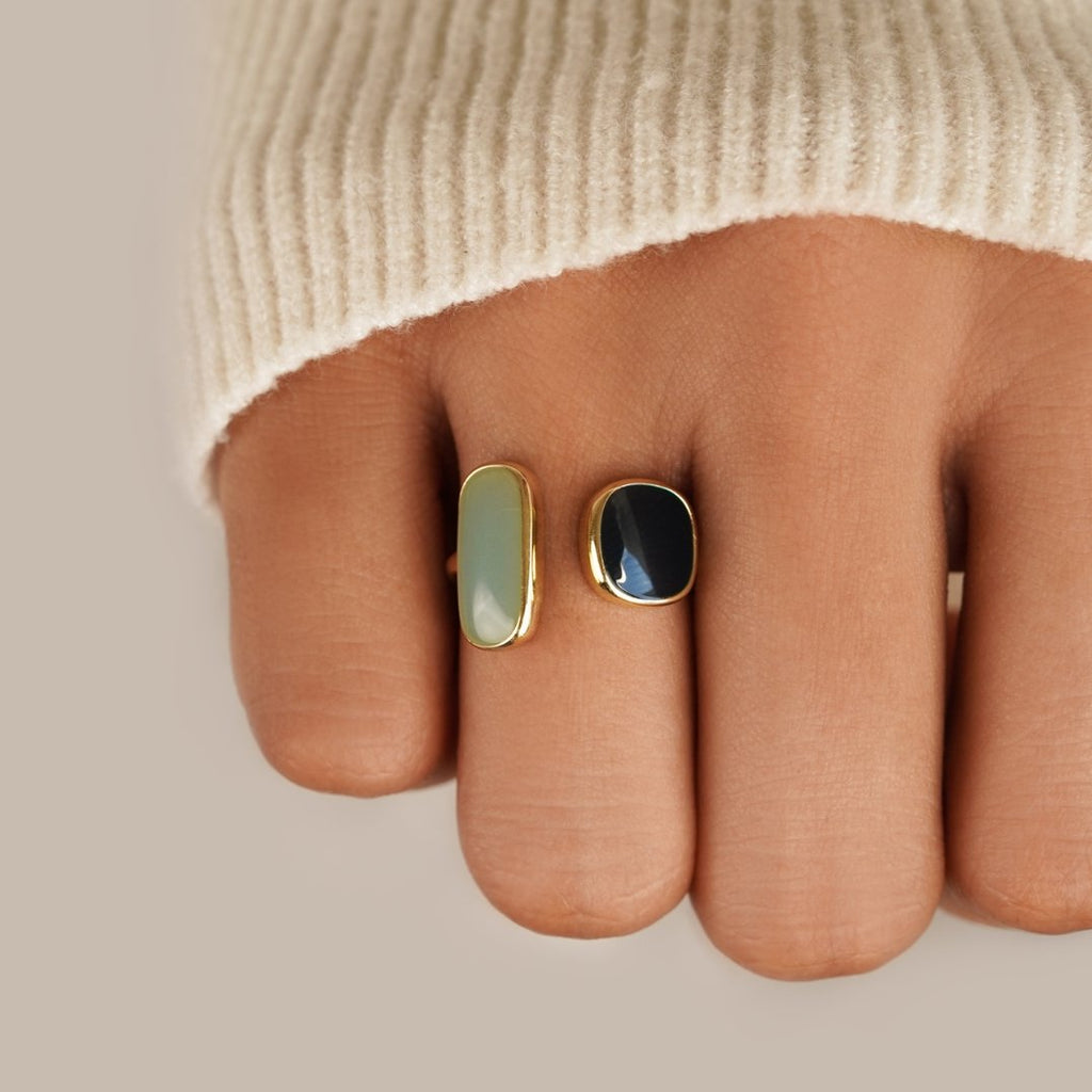 Aquamarine Embrace Ring