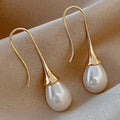Classic Pearl Earrings – Helena